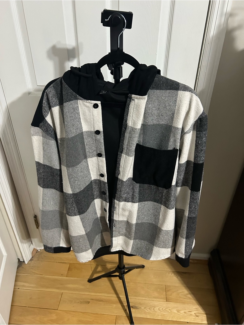 SHEIN Black & Gray Plaid Hooded Zip-Up Sweater Jacket
